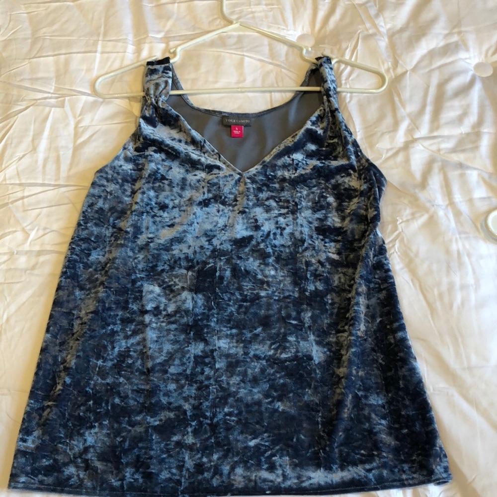 Super cute Vince Camuto crushed Velvet tank top
